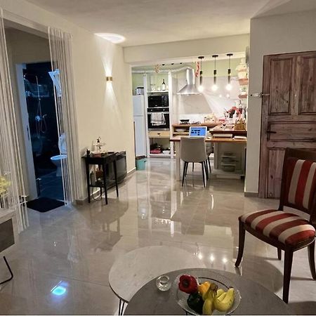 לופט כפרי / אלגנטי מקסים + חניה ללא תשלום Apartamento Asdode Exterior foto