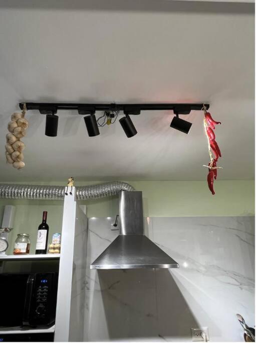 לופט כפרי / אלגנטי מקסים + חניה ללא תשלום Apartamento Asdode Exterior foto